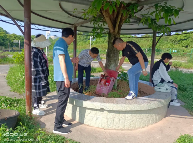 五一劳动节放假通知来啦&关于执行夏季作息时间的通知